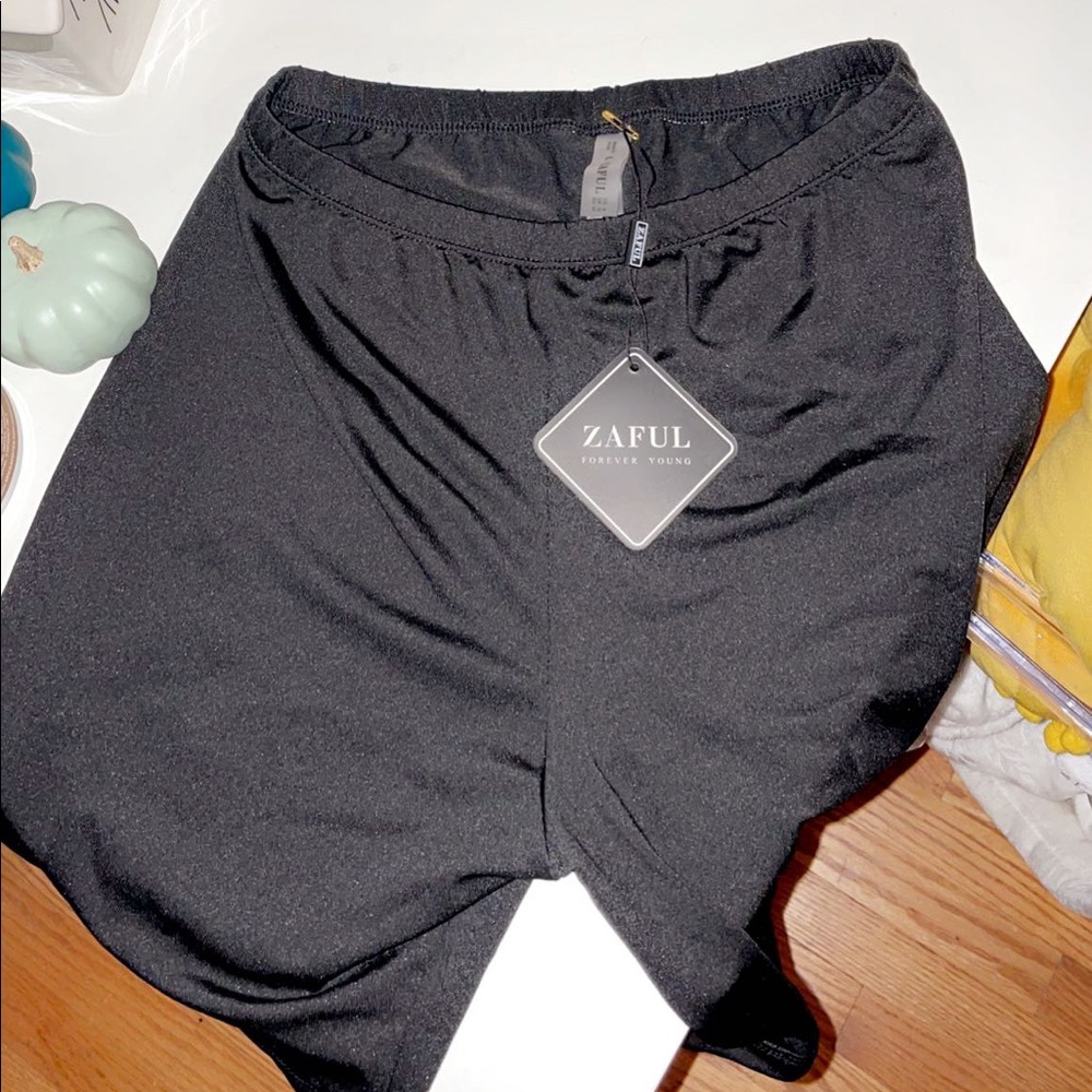 Black biker shorts!